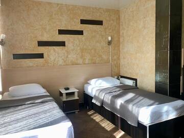 Роскошный четырехместный номер в Отеле Hotel Nariman